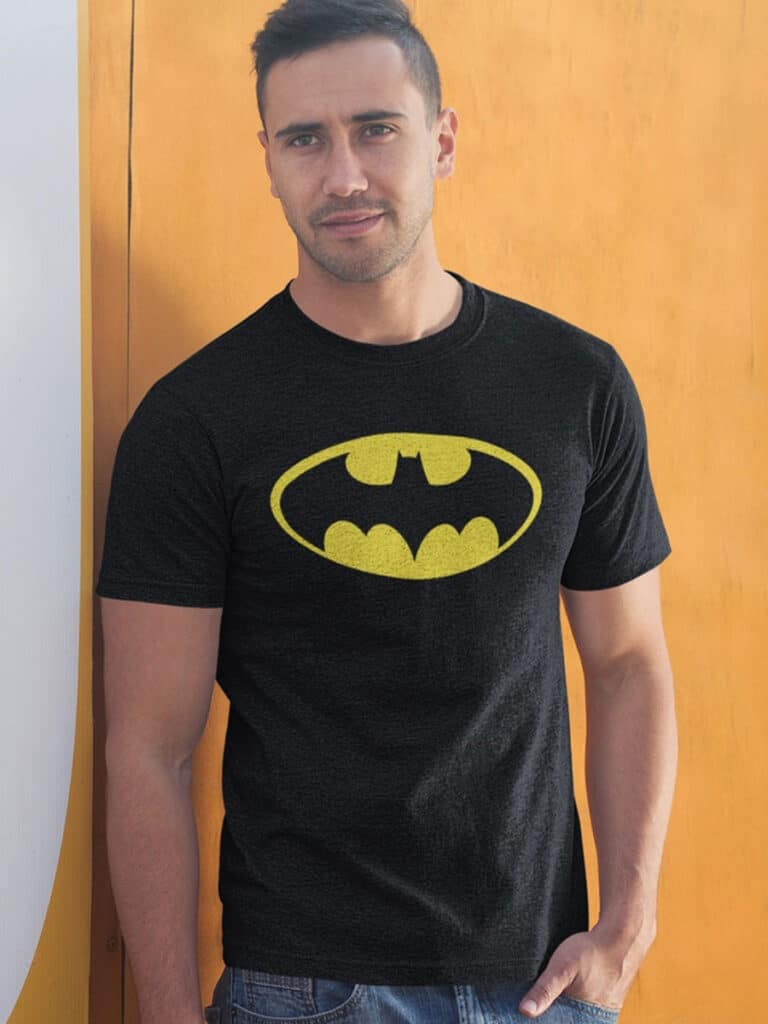 Camiseta logo Batman modelo