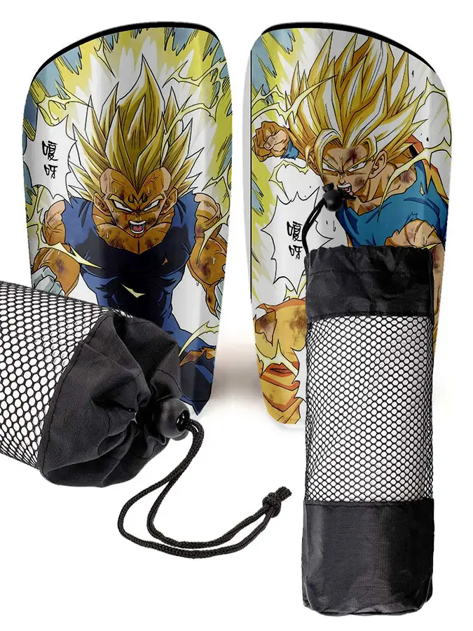 espinilleras-y-bolsa-dragon-Ball-goku-y-vegeta.webp