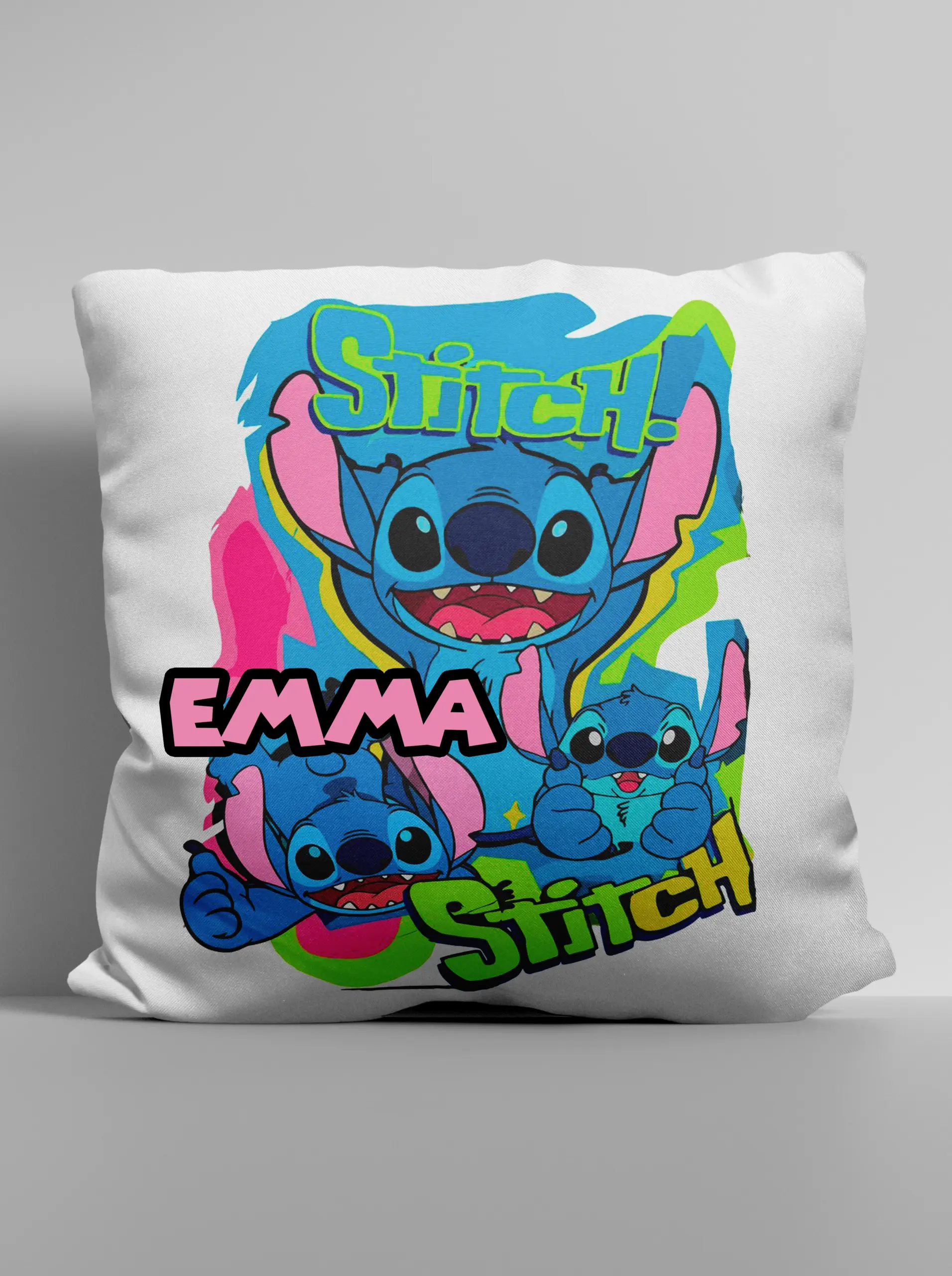 Cojín con nombre personalizado Stitch