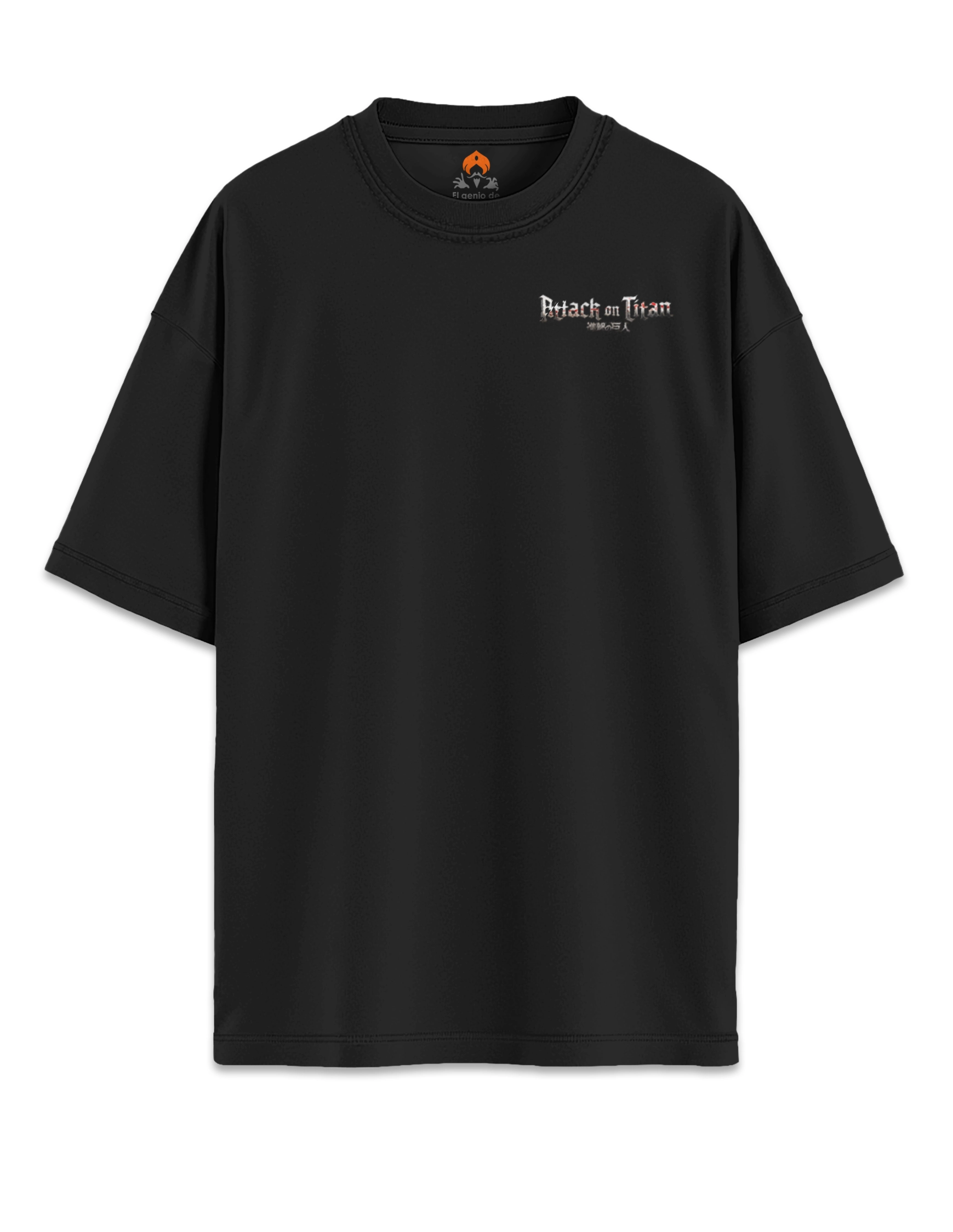 camiseta oversized logo ataque a los titanes